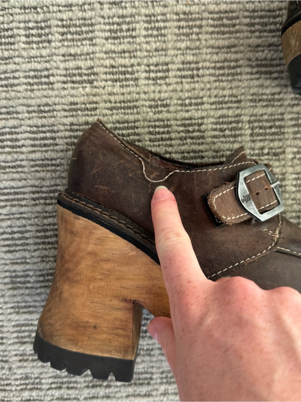Vintage London Underground brown leather chunky buckle platform loafers - Picture 9 of 10